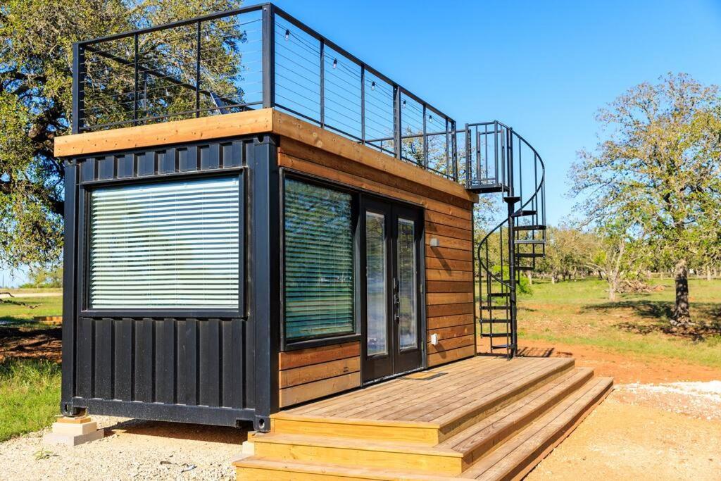 New Wilderness Hideout-cozy Container Holiday home *