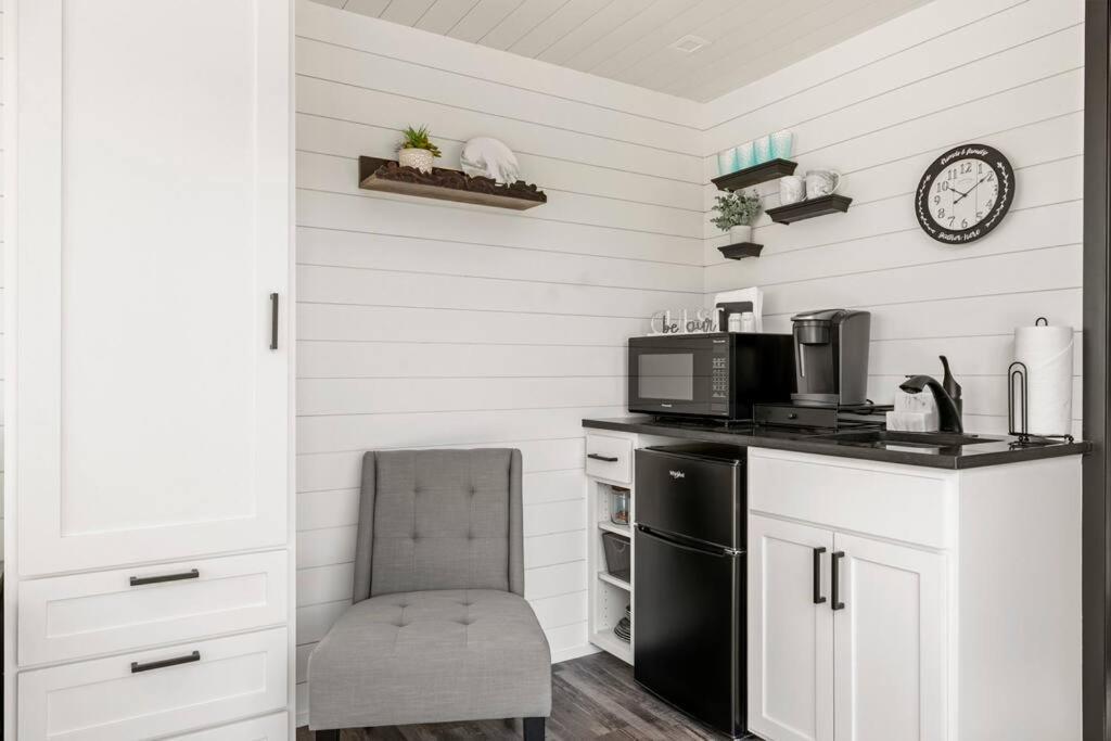 New Wilderness Hideout-cozy Container Holiday home *