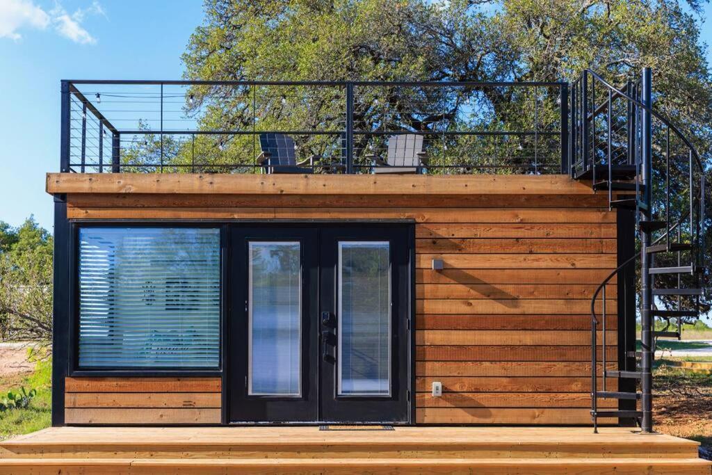 New Wilderness Hideout-cozy Container Holiday home Fredericksburg